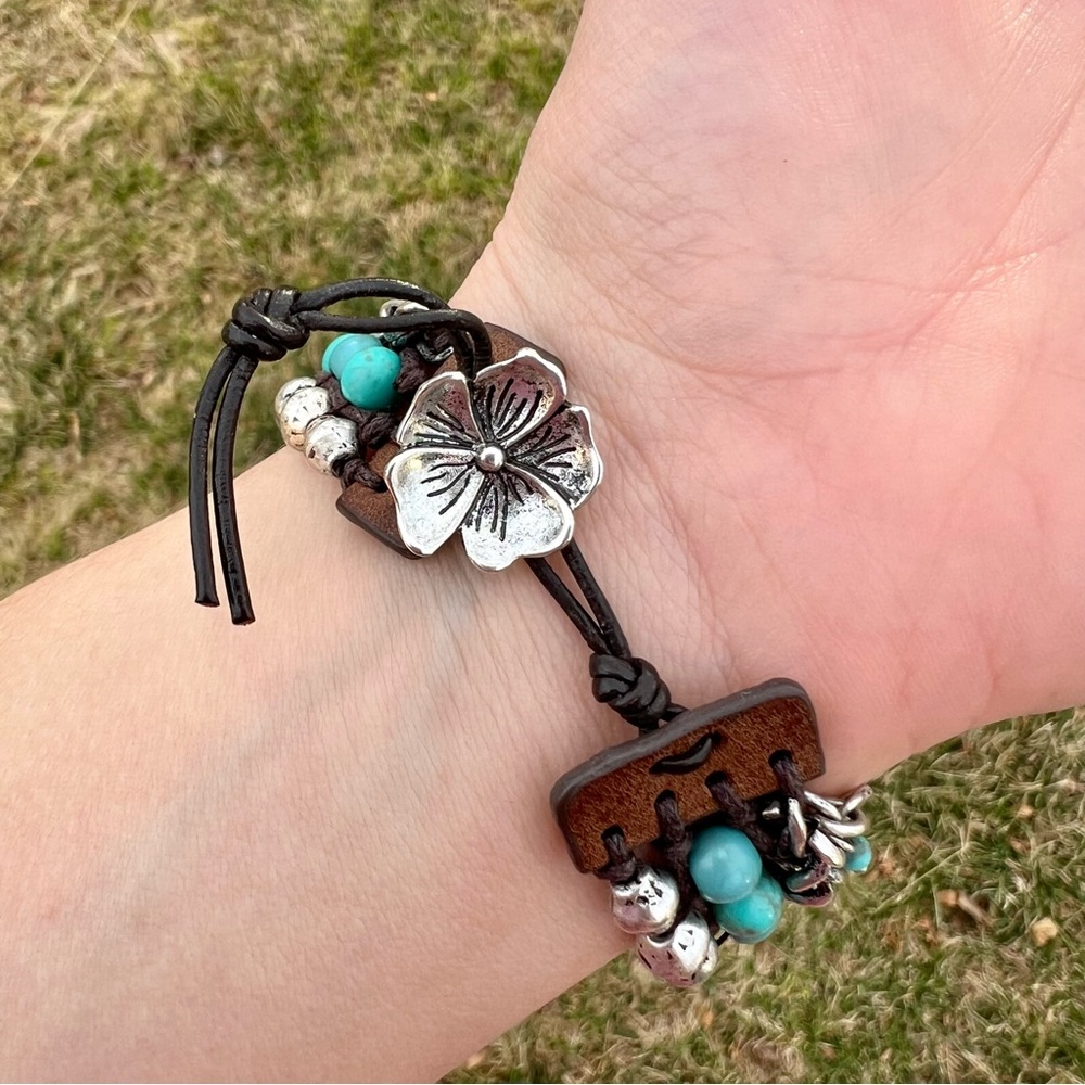 Lucky Brand Turquoise Beaded Bracelet - Picture 4 of 7